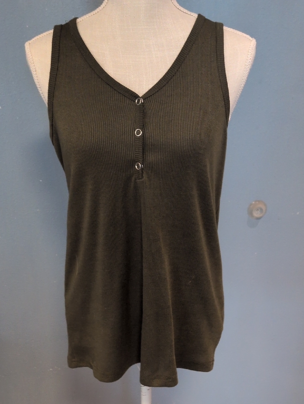 Mod Lily Quarter Button Down Ribbed Knit Olive Green Tank Top CottonBlend Summer